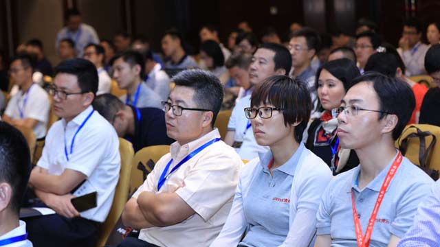 這個(gè)時(shí)代 你所追求的是什么？